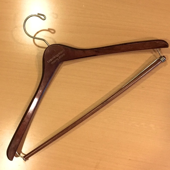 2 Bloomingdale’s Suit Hangers - Picture 4 of 6